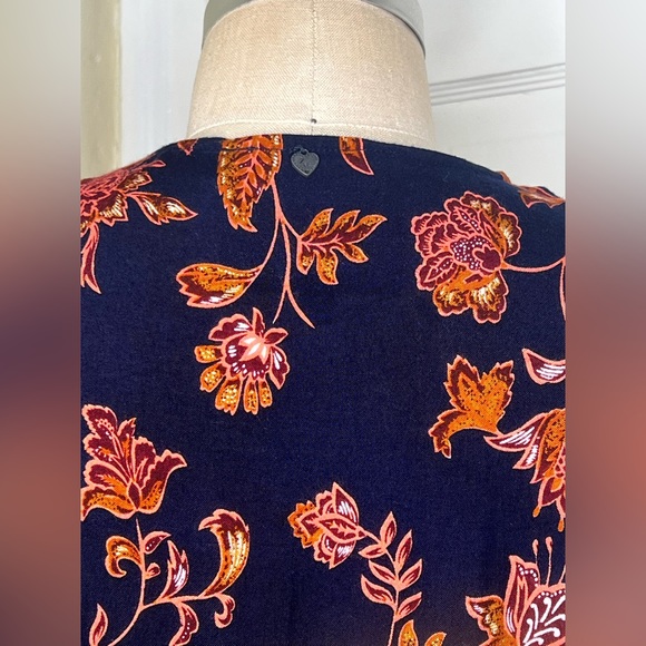 Z&L Europe Wrap Around Ruffle Dress Bell Sleeves Medium Floral Tribal Bohemian M - Picture 10 of 12